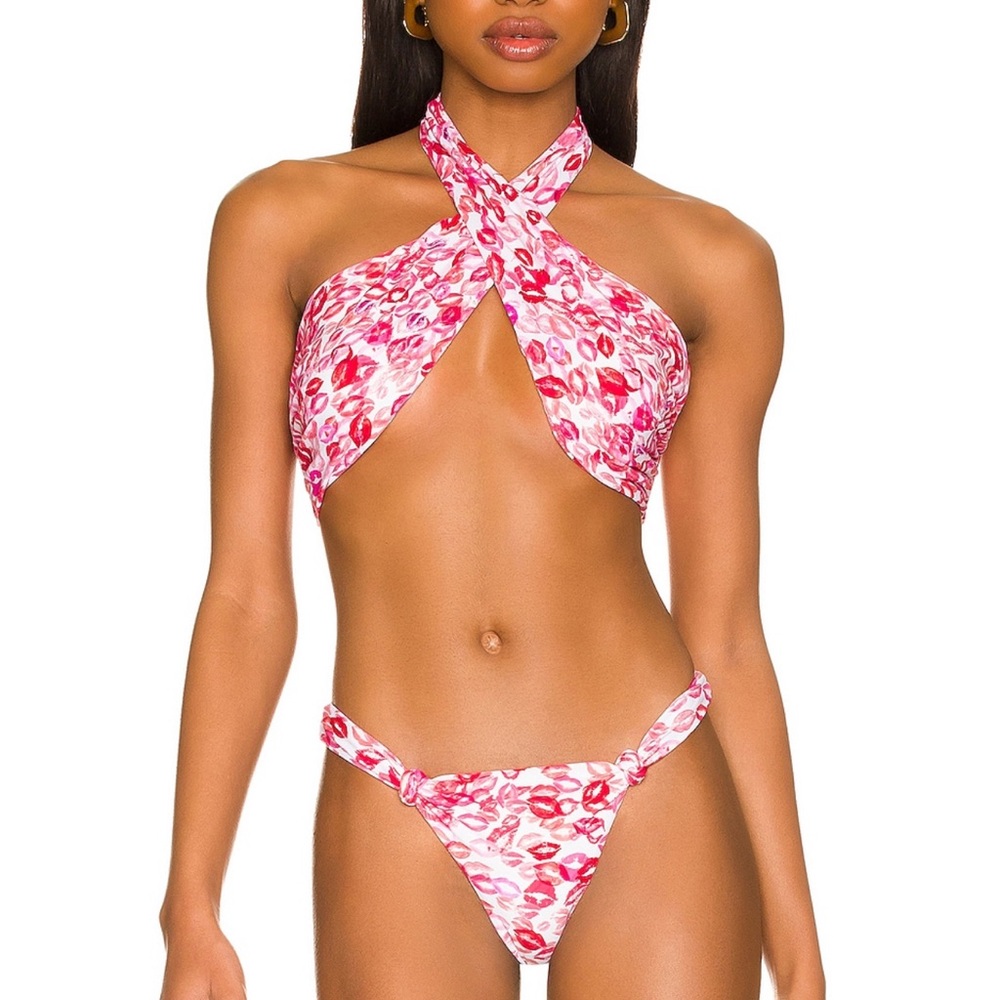 Lovers and friends kiss bikini NWT